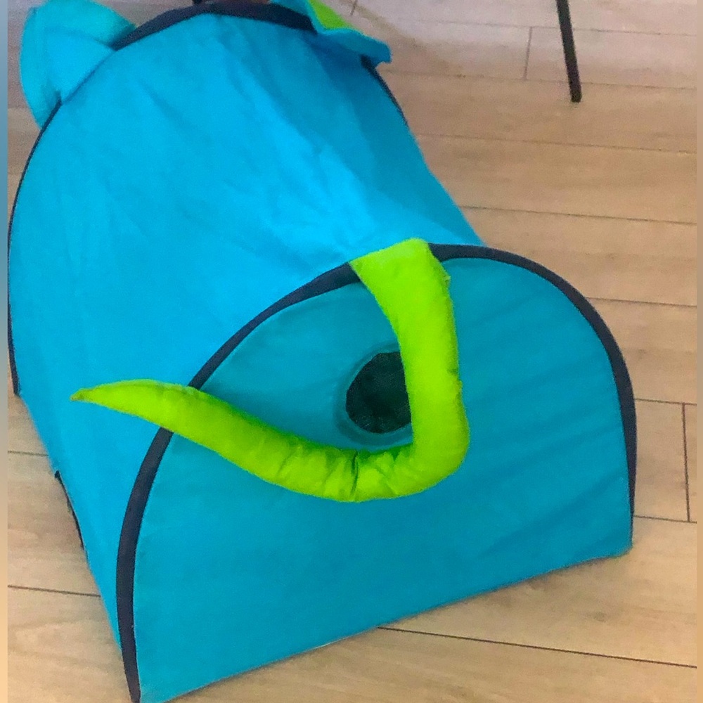 Portable Dog tent foldable - Picture 2 of 5